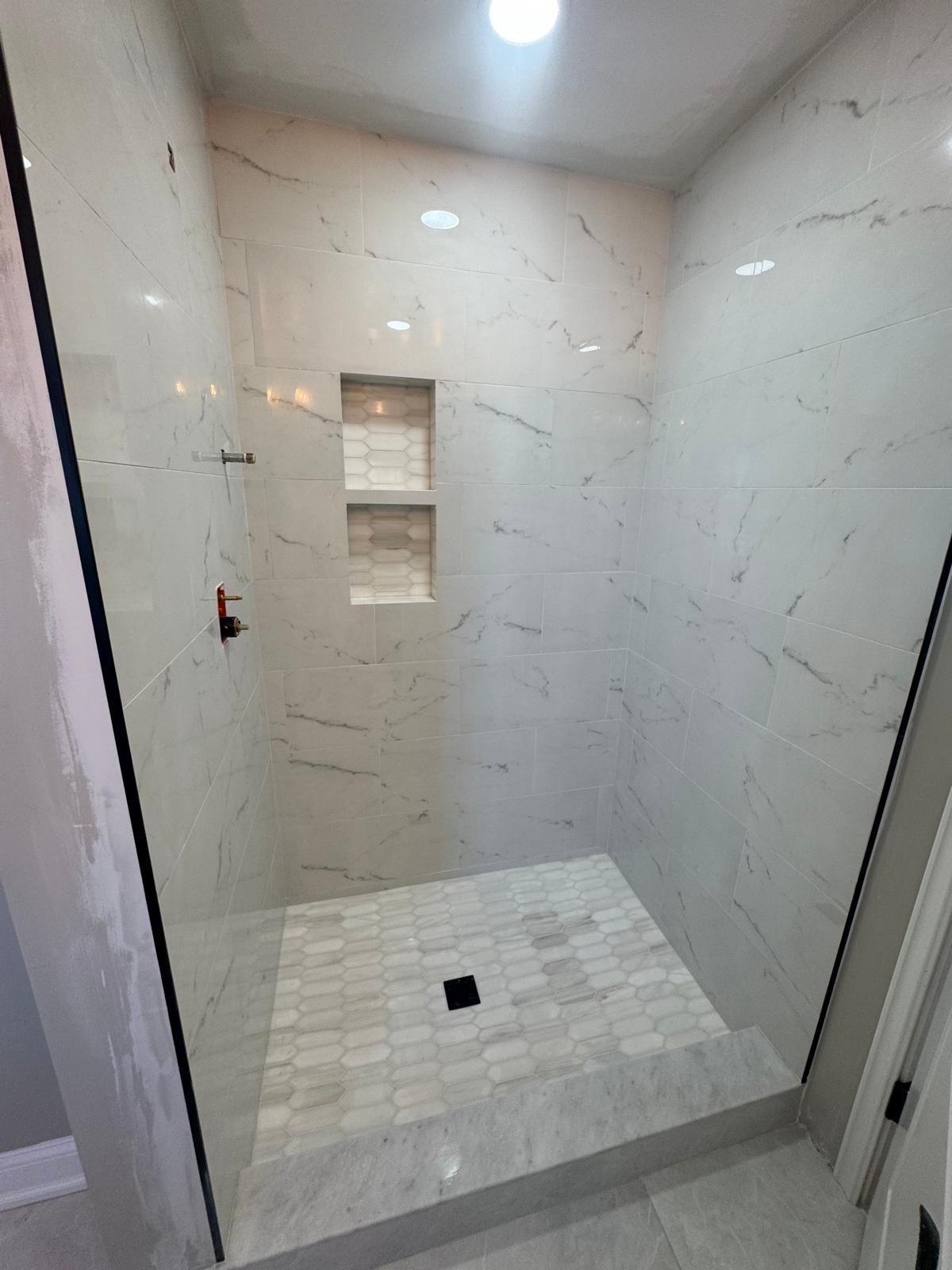 Bathroom gallery photo 2